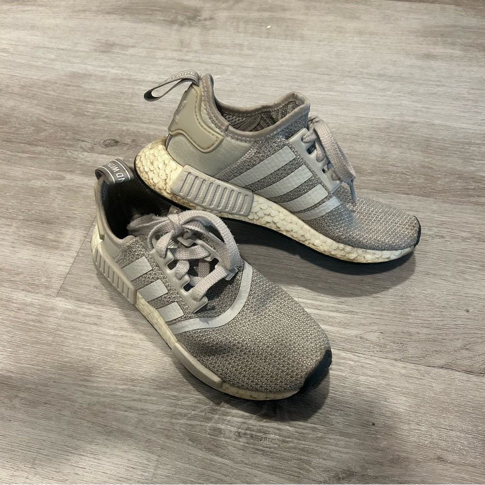 Adidas beige nmd sneakers